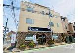 情報提供会社