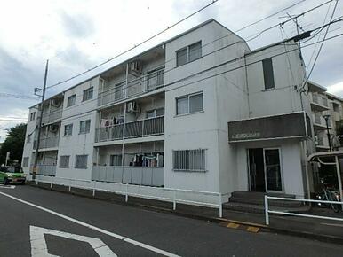 西武立川駅より徒歩１２分☆地上３階建てマンション♪