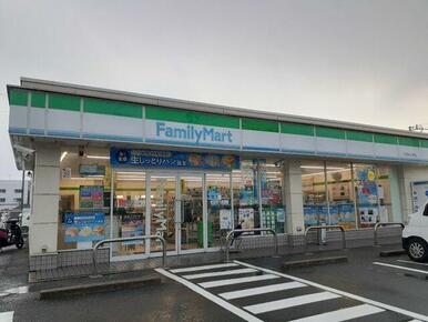 ファミリーマート久世東土川店