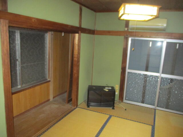 物件画像 行橋市 行事６丁目 (行橋駅) 2階建 4DK