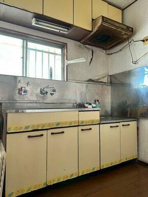 コンパクトなキッチンで掃除もラクラク