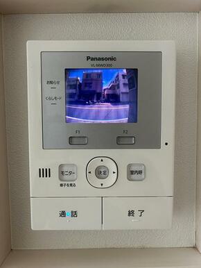 インターホン