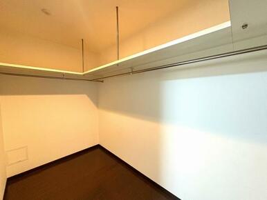 ウォークインクローゼット