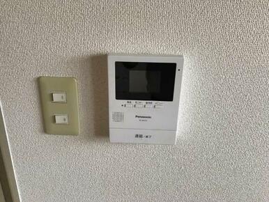 カメラ付きインターホン