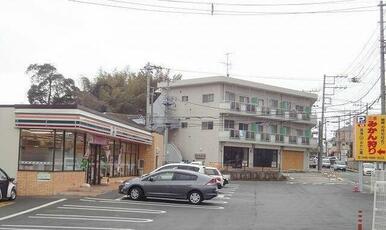 セブンイレブン三浦赤羽根店