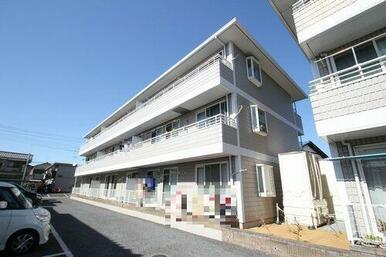 敷地内駐車場あり。（要空き確認）