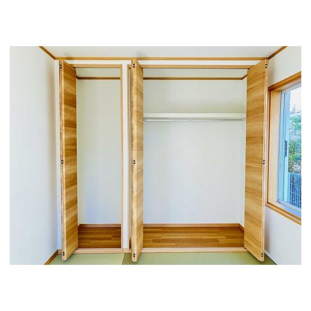 「和室スペース」大容量の収納スペースあります。