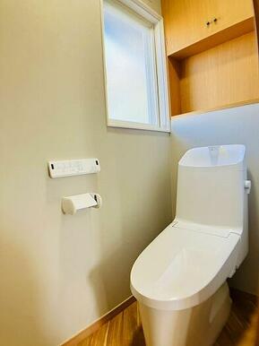 「2階トイレ」新品交換済みです。