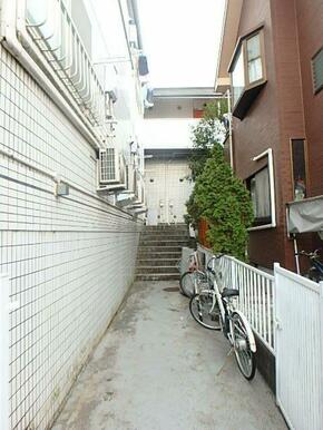 駐輪場・原付バイクも置けます♪