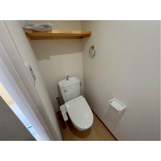 ※303号室の室内写真を掲載しております。