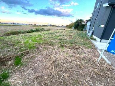 小中学校まで徒歩10分の立地です
