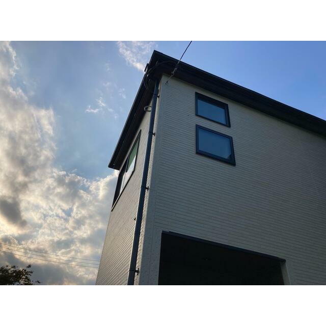 日を重ねるごとにこの佇まいに愛着が湧いてきそう（8号棟）