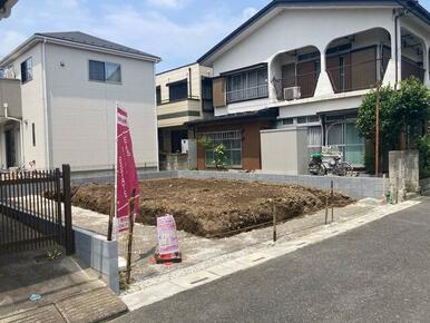 日を重ねるごとにこの佇まいに愛着が湧いてきそう（1号棟）