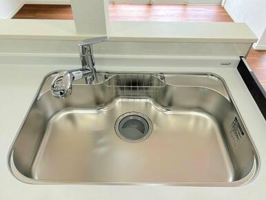 「シンク」新品に交換しております。