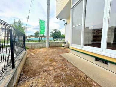 「庭」プライベートスペースとしてお使いいただけます。