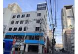 情報提供会社