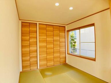 「和室スペース」LDK横に約4.5帖の和室スペースあります