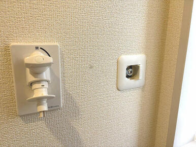 洗濯機用水栓＆将来的に乾太くん取付可能なガスコンセント付！！（1号棟）