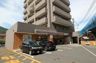 セブンイレブン広島海田幸町店