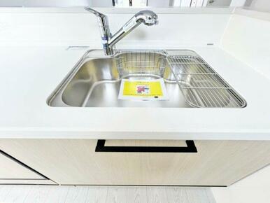 シンク周りのお掃除もしやすく、綺麗が保てます。