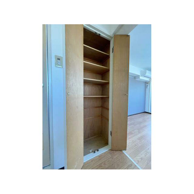 シューズボックス