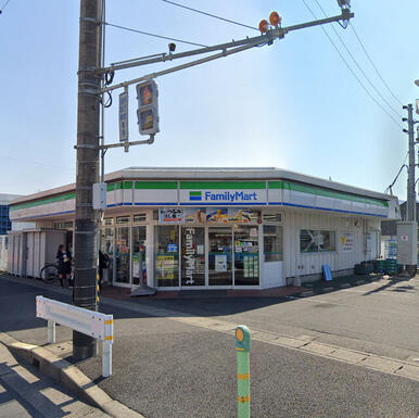 ファミリーマート西春店