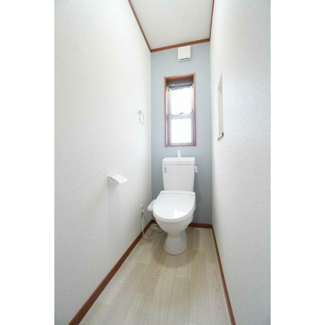 トイレ新品に交換済み！